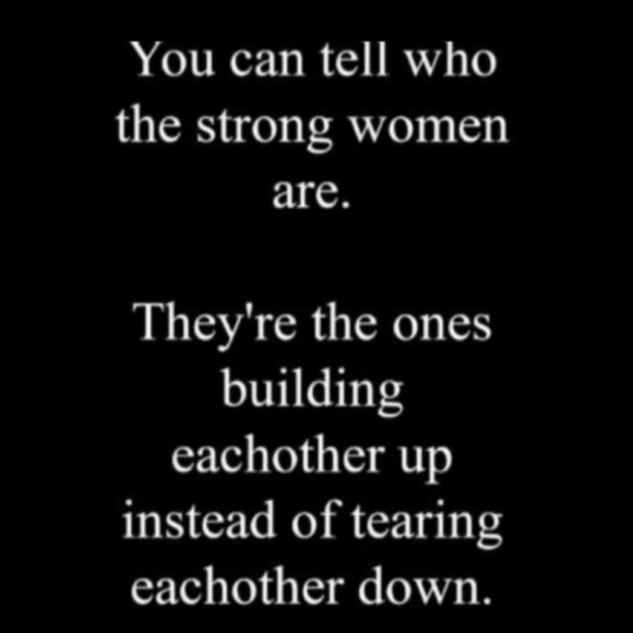 Most Wanted ❤️HOST PICK! Jenni Kayne Slides (38) - Picture 12 of 12